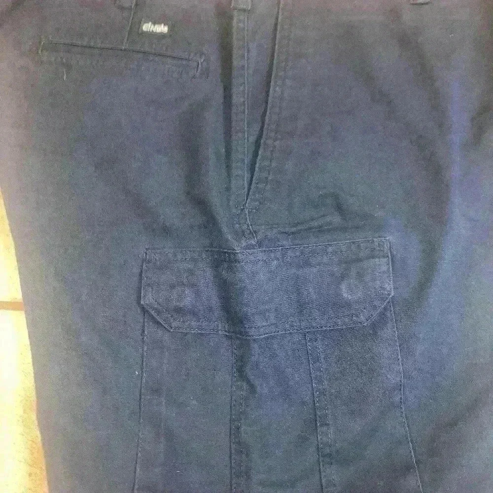 CINTAS Cargo Shorts Navy PRISTINE SIZE 44